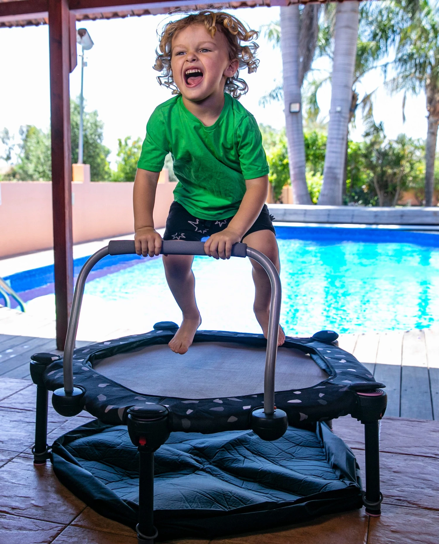 Okiedog 3-in-1 Trampoline - Black 5 Okiedog 3-in-1 Trampoline - Black - Image 5