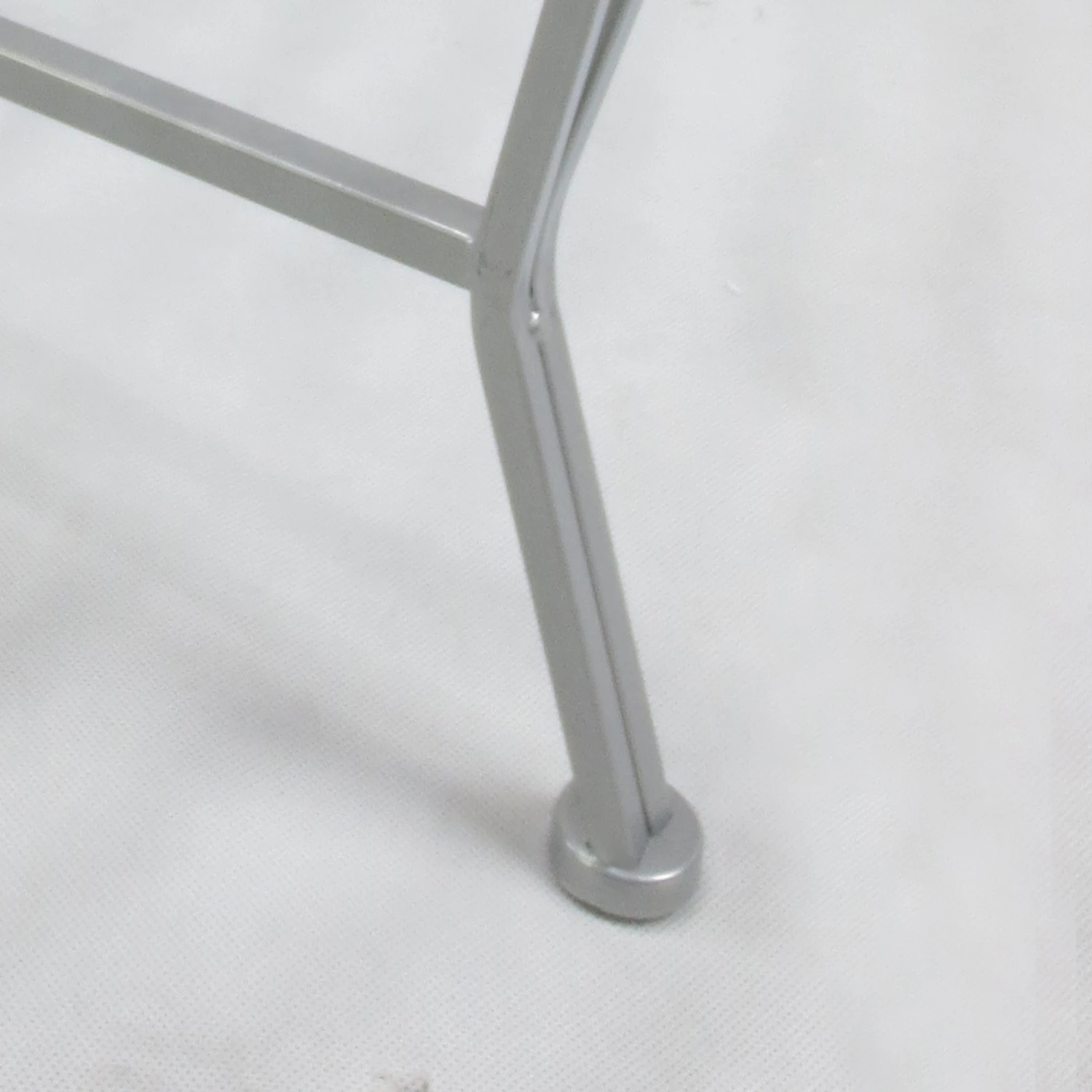 Outsunny Garden Tree Bench Seat - Silver 7 Outsunny Garden Tree Bench Seat - Silver - Image 7